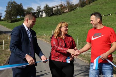Odprtje odseka prenovljene ceste na motniško Belo (26)